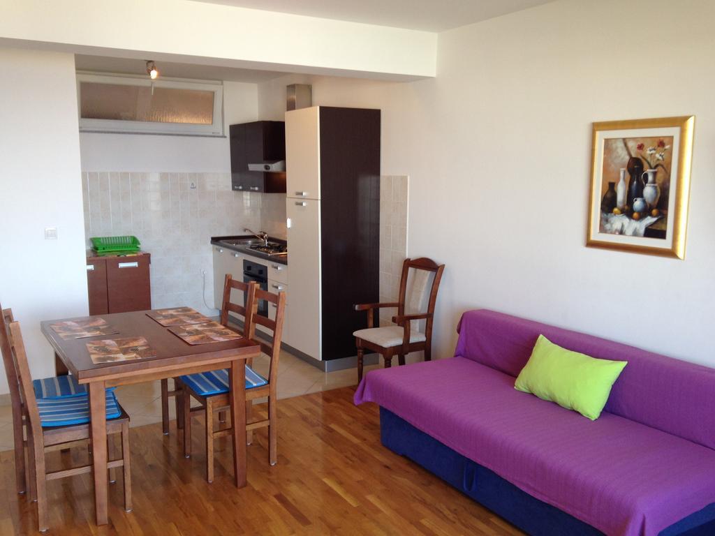 Gala Apartments Omis Room photo