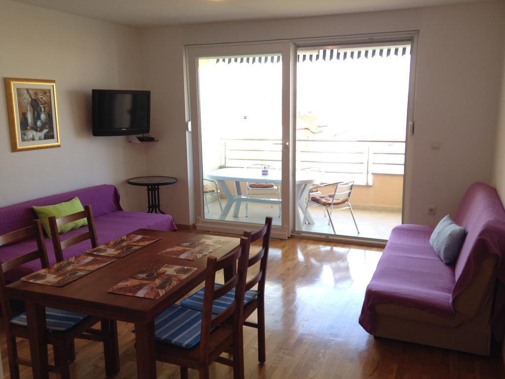 Gala Apartments Omis Room photo