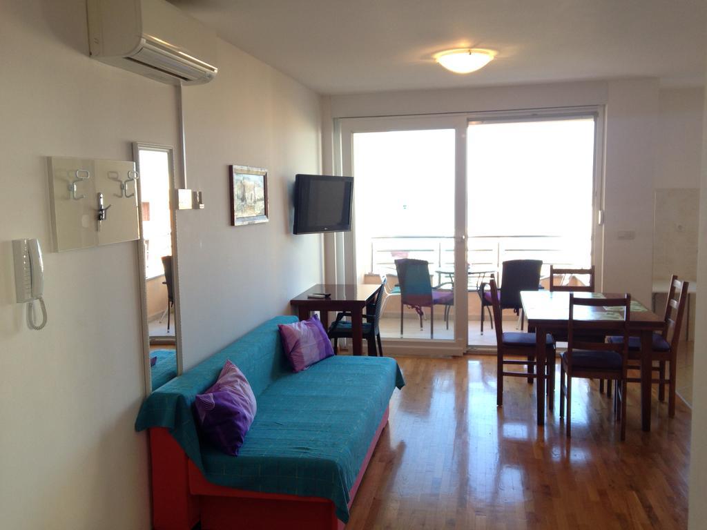 Gala Apartments Omis Exterior photo